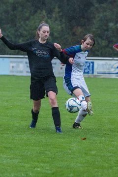 Bild 331 - B-Juniorinnen SV Henstedt Ulzburg - MSG Steinhorst Krummesse : Ergebnis: 4:0